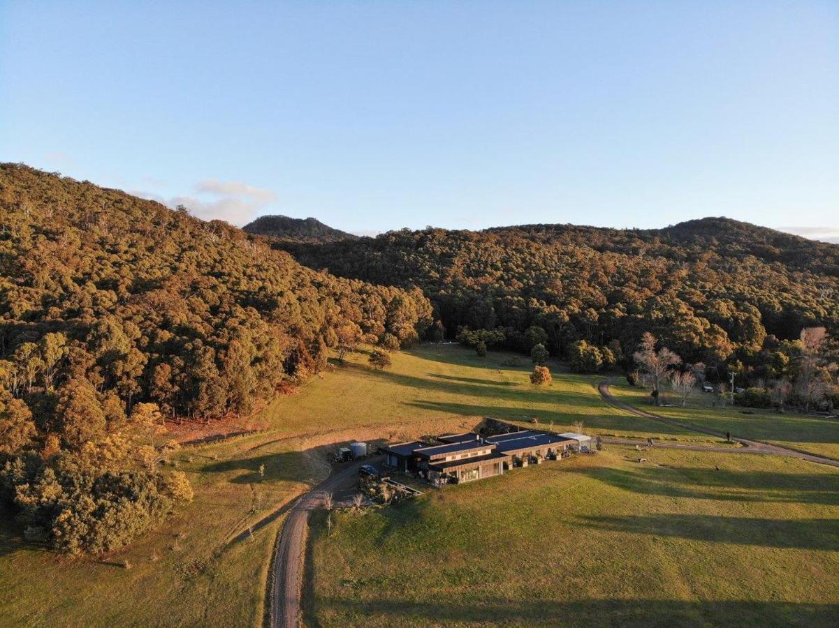 Hanging Rock Views Ууденд Екстериор снимка